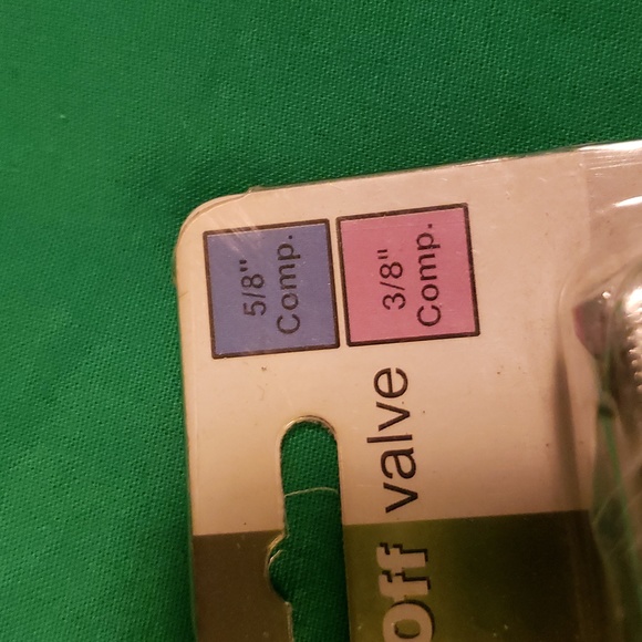 LDR 1/2" x 3/8" or 5/8" Comp Angle Shut-Off Valve New - Picture 3 of 5